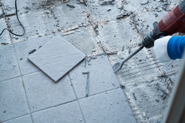 Flooring Removal Service in Kenner
