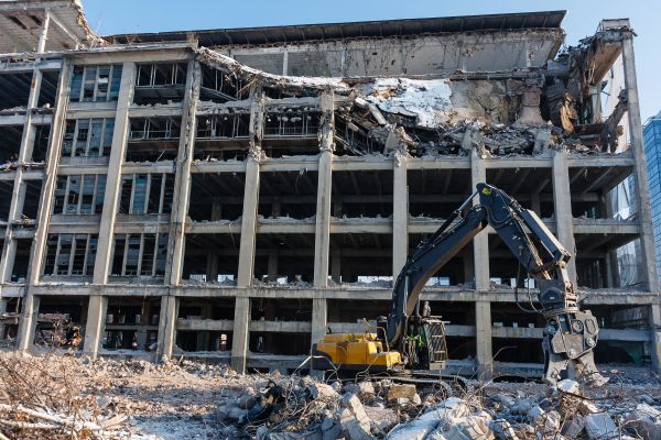 Commercial Building Demolition in Kenner