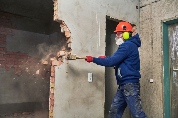 Concrete Wall Demolition in Kenner